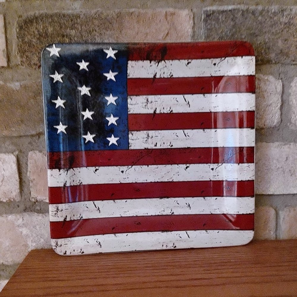 Sakura Warren Kimble Colonial American Flag Patriotic  Plate NWT